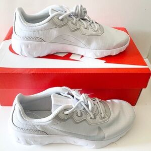 Nike Womens Explore Platinum Athletic Sneakers 8